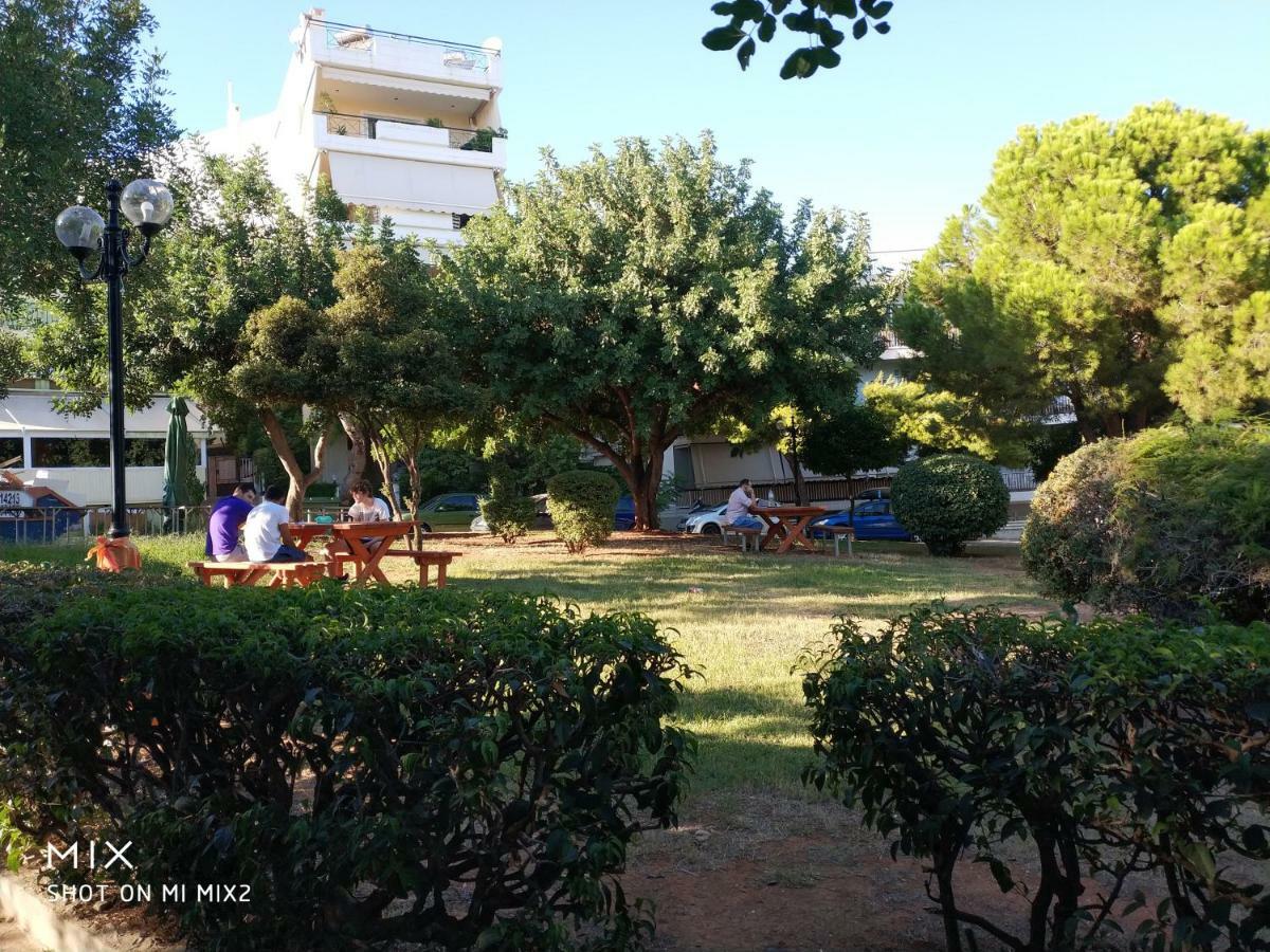 Beautiful House In Alimos Near To The Beach And Metro Athens Exterior photo
